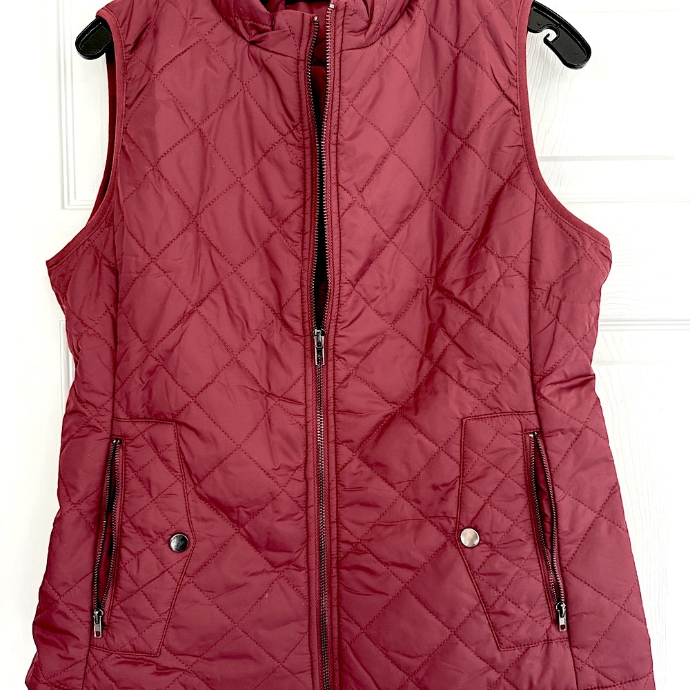 Elegant Red Quilted Vest for Women